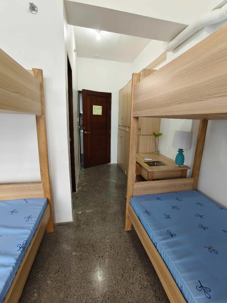 Cozy Bedspacer in Banilad, Cebu City – Perfect for 4!